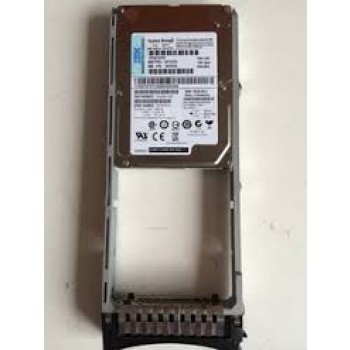 IBM Storage server hard disk drive FC AC51 00Y5797 300GB 15000 rpm 6Gb SAS 2.5" HDD for V5000