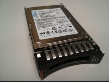 Server hard disk 42D0672 42D0673 73GB 2.5" 15K 6GB hot swap SATA HDD,for System X366 X3850M2 X3950