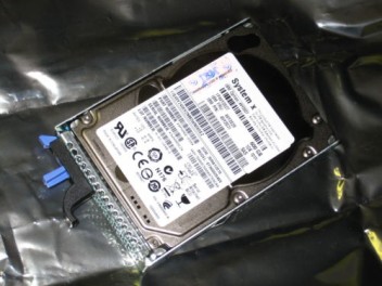 49Y2027 49Y2028 600GB 2.5inch SAS 10000rpm Simple-Swap SFF server hard disk drives kit