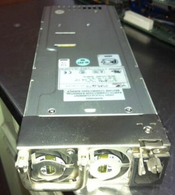 Zippy-Emacs M1W-6500P 500W HOT SWAP SERVER POWER SUPPLY used condition ,well tested with three months warranty